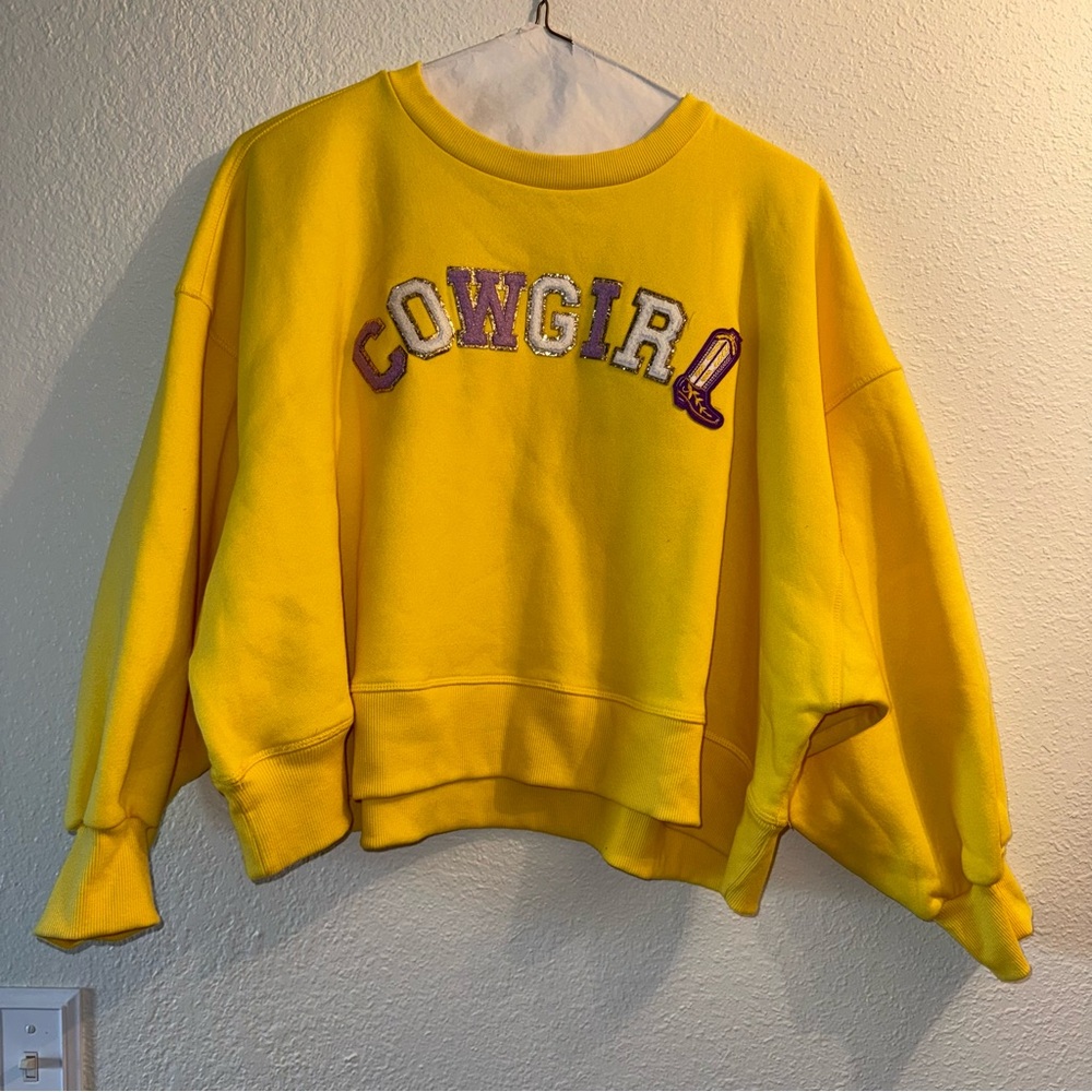 Cowgirl Yellow Pullover Judith March.